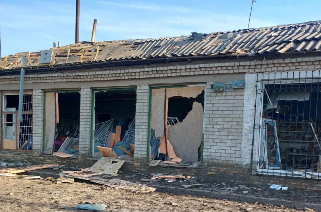 Российские оккупанты атаковали два района Днепропетровщины: есть разрушения - рис. 7