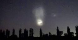 У небі над Дніпро помітили спалах носія SpaceX Falcon 9
