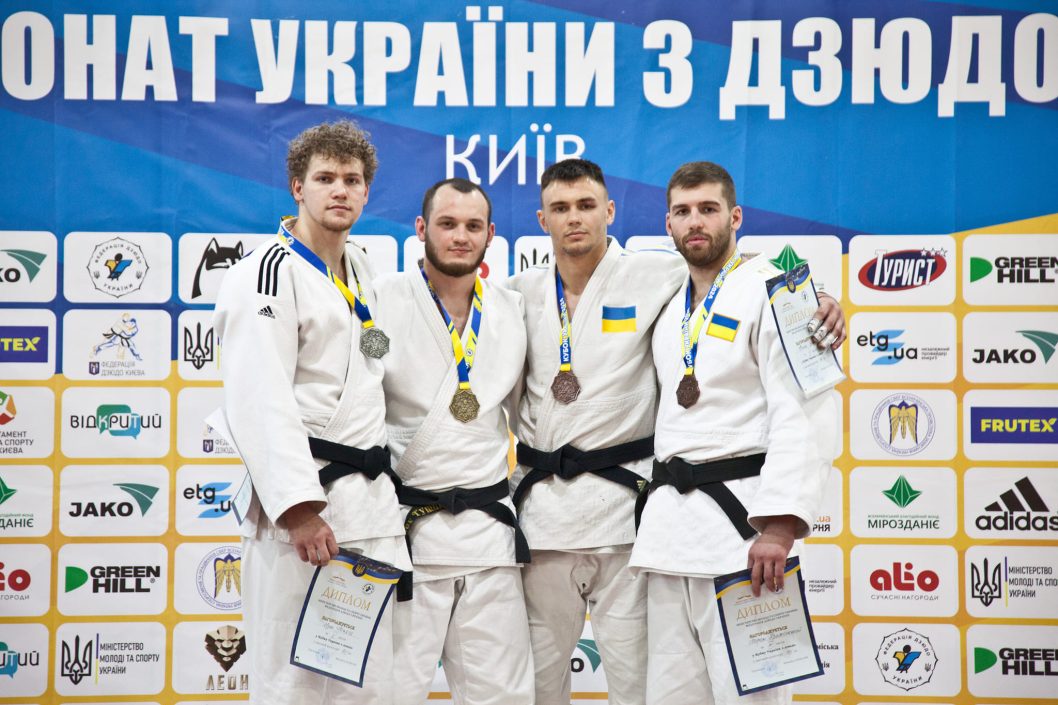 Дзюдоїсти Дніпропетровщини вибороли 10 медалей на Кубку України в Києві