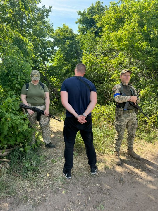 При спробі незаконно перетнути кордон затримали жителя Дніпропетровщини