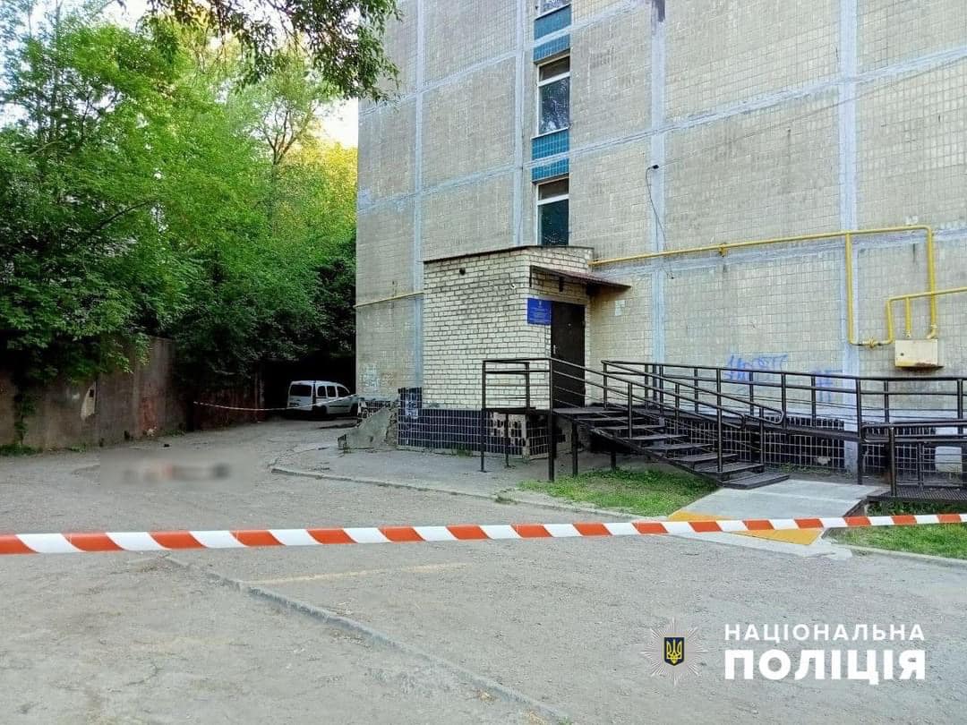 Удар в обличчя виявився смертельним: у Дніпрі чоловік вбив знайомого - рис. 1