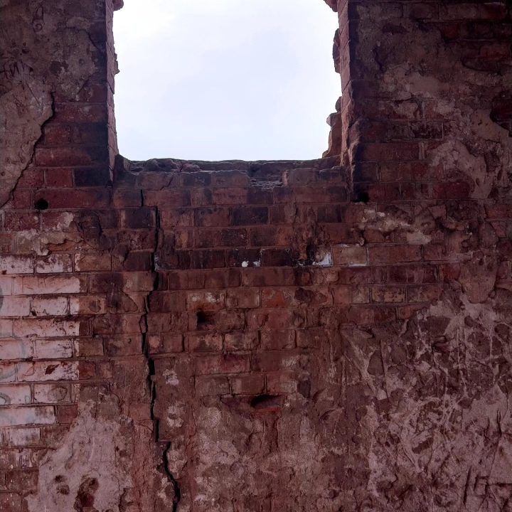 На Дніпропетровщині руйнується склеп родини Галковських