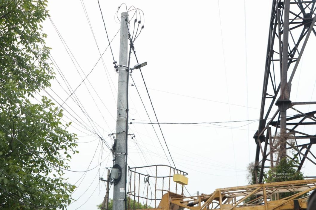 Меньше нагружают энергосистему: в Днепре продолжают устанавливать светодиодные светильники - рис. 2