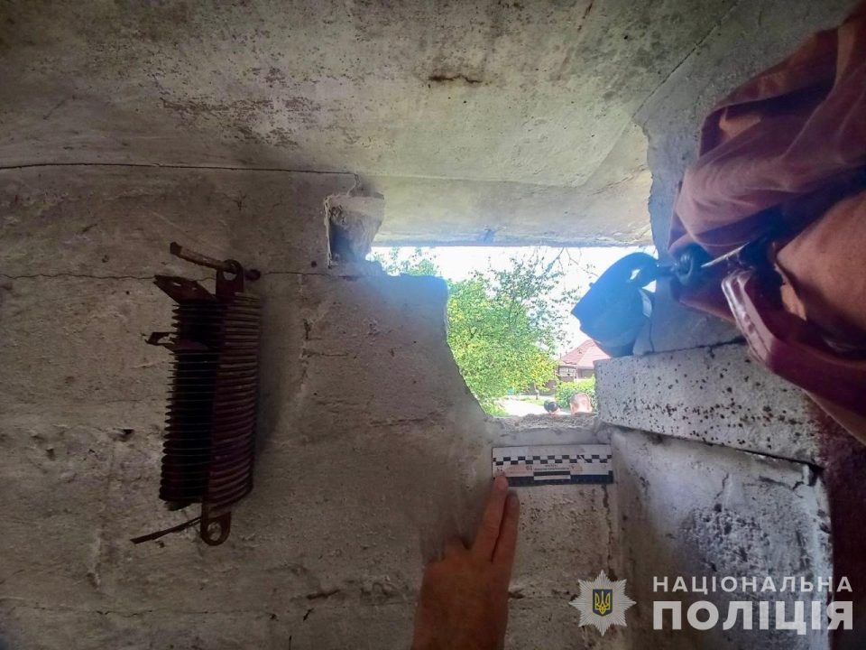 Вибив стіну у гаражі та викрав авто: у Дніпрі затримали автовикрадача