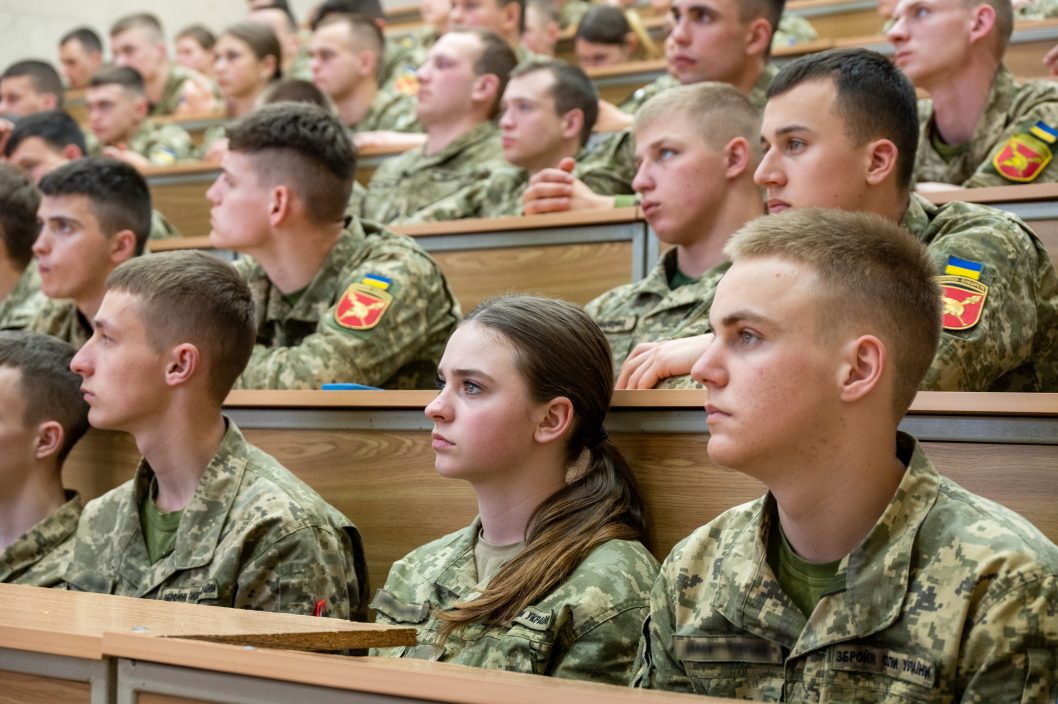 Українці мають можливість опанувати рідкісні військові спеціальності