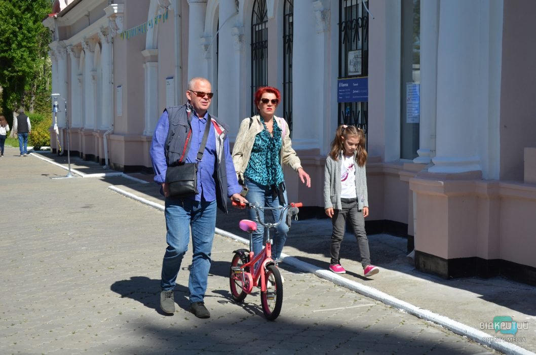 У Дніпрі відновила роботу дитяча залізниця в парку Глоби