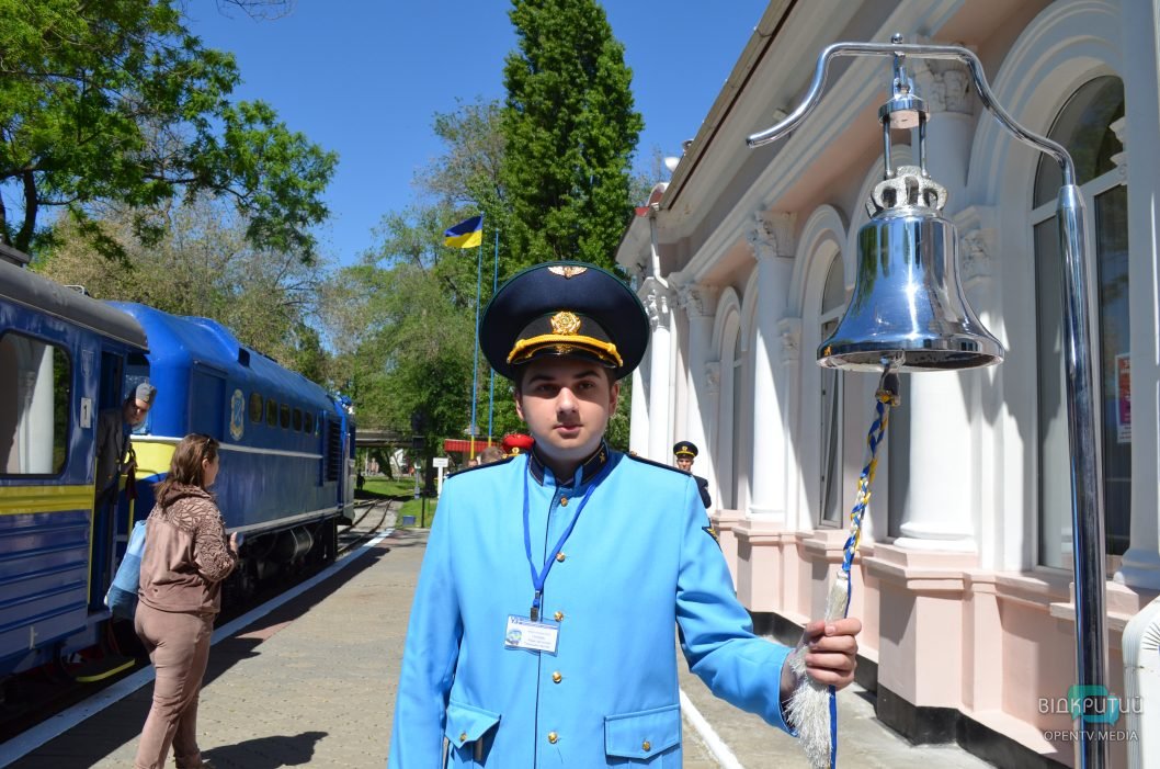 У Дніпрі відновила роботу дитяча залізниця в парку Глоби