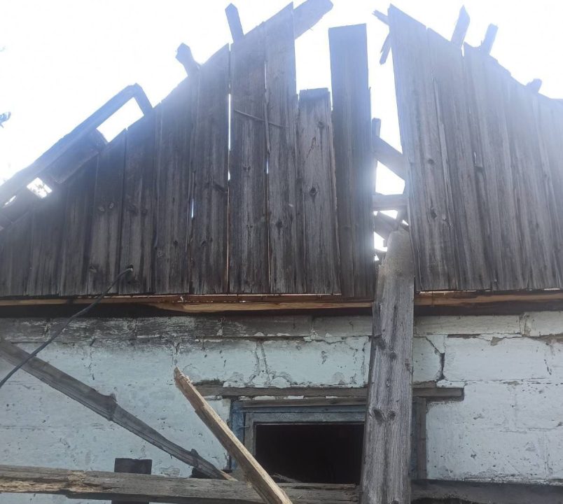 Агресор 10 разів за день атакував Нікопольщину: пошкоджений енергетичний об’єкт, без світла тисяча родин - рис. 1