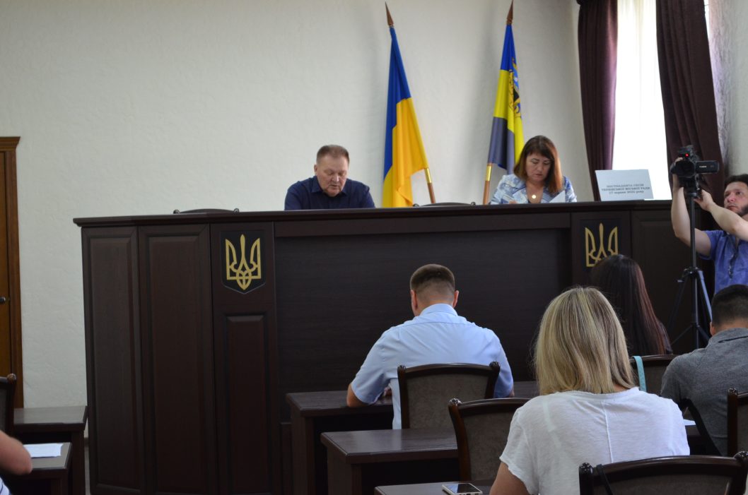 На Дніпропетровщині міський голова Тернівки може втратити посаду через корупційний скандал - рис. 1
