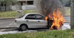 У Дніпрі під час руху загорівся автомобіль