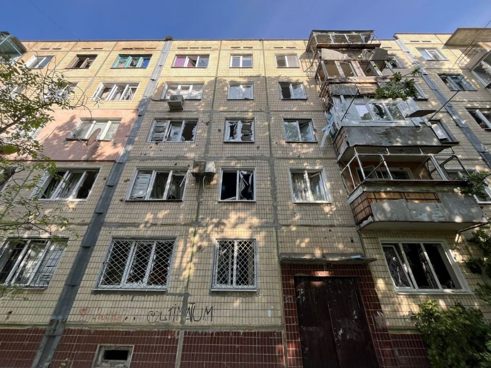 Окупанти вдарили з артилерії по Нікополю: є загиблі та поранені  - рис. 2