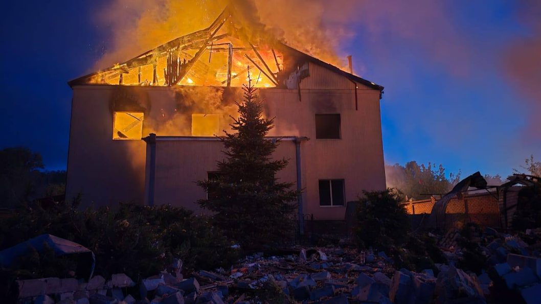 Окупанти РФ атакували Харків: постраждали дві людини, серед них 11-річна дитина