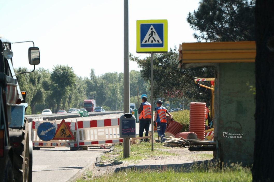 У Дніпрі продовжують очищувати зливову каналізацію: де кипить робота - рис. 1