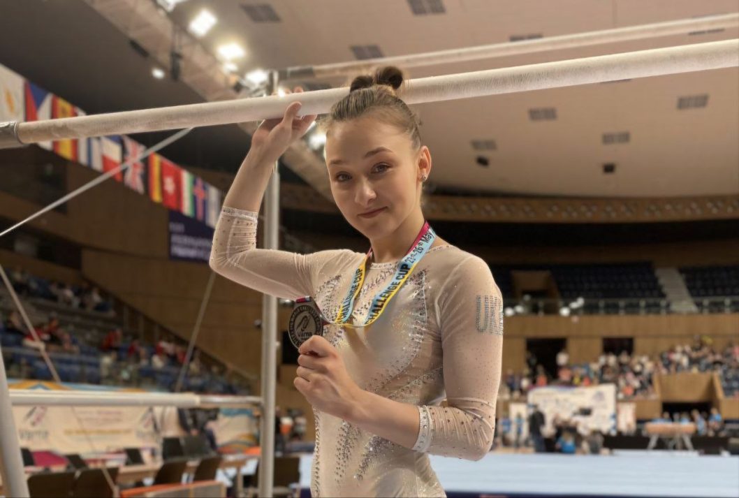 Дніпрянка Єлизавета Губарева стала срібною призеркою на етапі Кубка Світу зі спортивної гімнастики - рис. 1