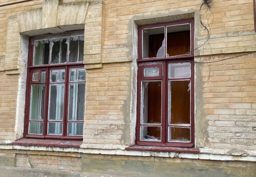Постраждав 56-річний чоловік: ворог здійснив півтора десятки атак по Нікопольщині