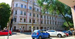 В центре Днепра столкнулись Nissan и Ford - рис. 12