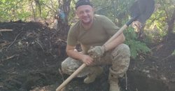 Дома ждала беременная жена и две дочери: на фронте погиб воин с Днепропетровщины Вадим Ермолаев - рис. 2