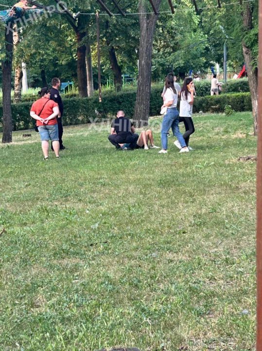 У Дніпрі підлітки зірвались з канатної дороги