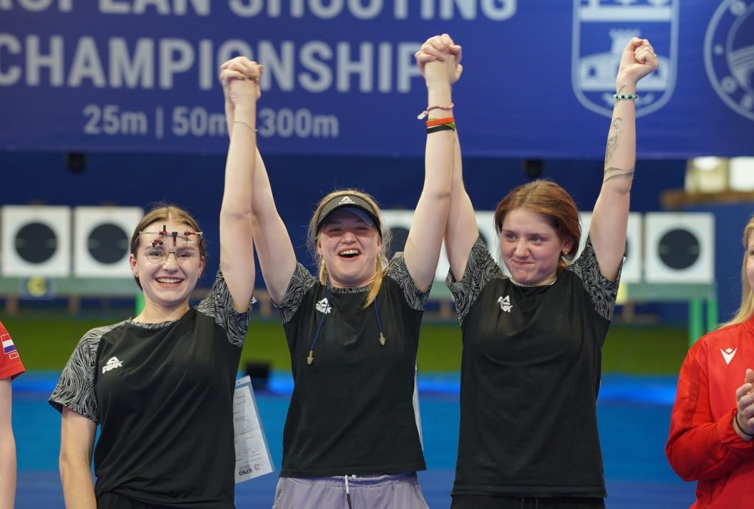 Спортсменки з Дніпропетровщини виграли чемпіонат Європи з кульової стрільби