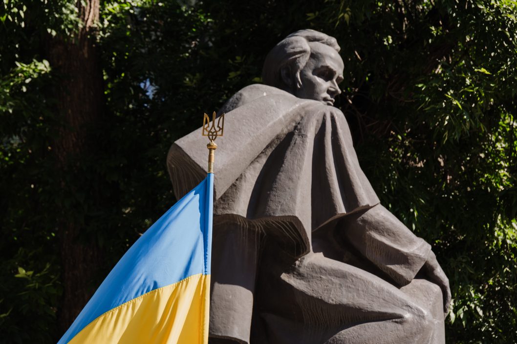 В Днепре отметили День Конституции Украины - рис. 4