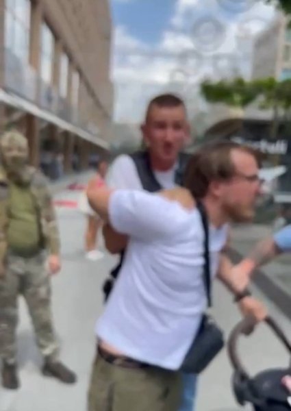 Побиття військового у Дніпрі: серед нападників був поліцейський з Києва