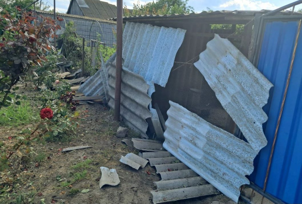 Повреждены инфраструктурный объект, АЗС и коммунальное предприятие: в течение дня оккупанты 16 раз атаковали Днепропетровщину - рис. 3