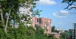 «Спасательная операция будет продолжаться круглосуточно, останавливаться мы не будем»: в Днепре разбирают завалы разрушенного ракетой дома - рис. 11