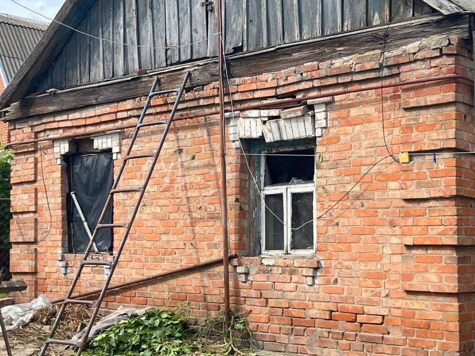 Внаслідок російських обстрілів у Нікополі постраждали три жінки - рис. 3