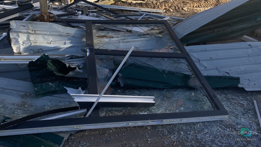 Число раненых возросло до шести: последствия атаки окупантов по Новомосковску - рис. 4