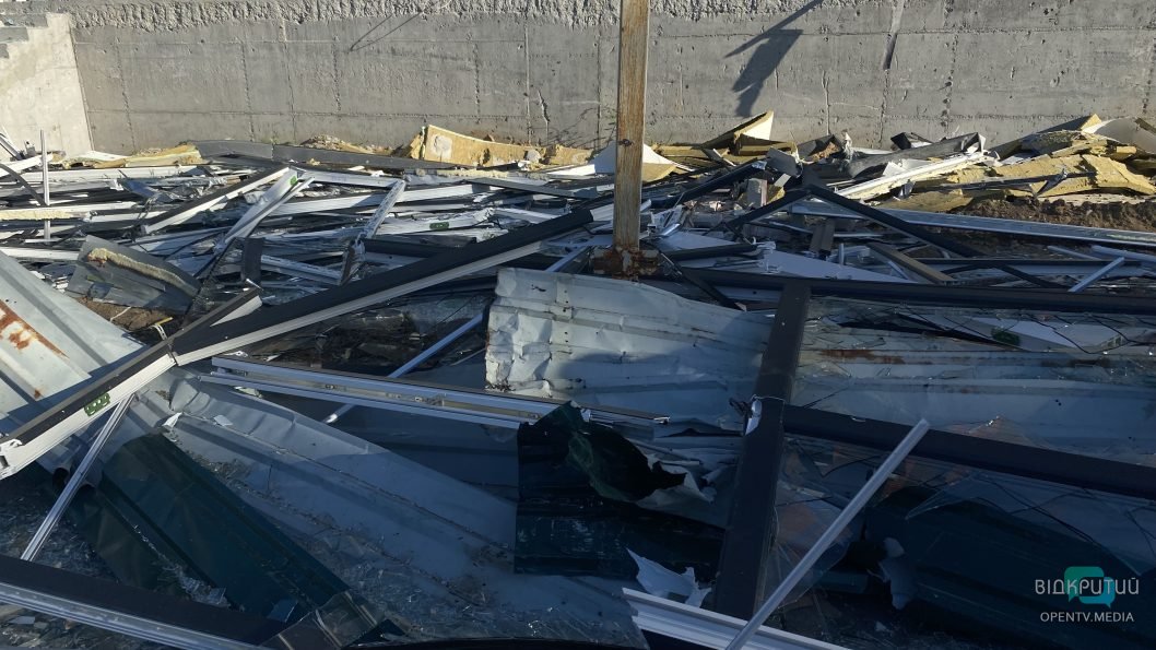 Число раненых возросло до шести: последствия атаки окупантов по Новомосковску - рис. 6