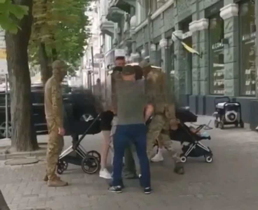 Охранник нардепа Тищенко, подозреваемый в пытках эксвоенного в Днепре, угрожал порезать вены - рис. 1