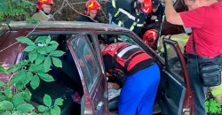 На Днепропетровщине легковушка взлетела в кювет: 74-летнего водителя госпитализировали - рис. 16