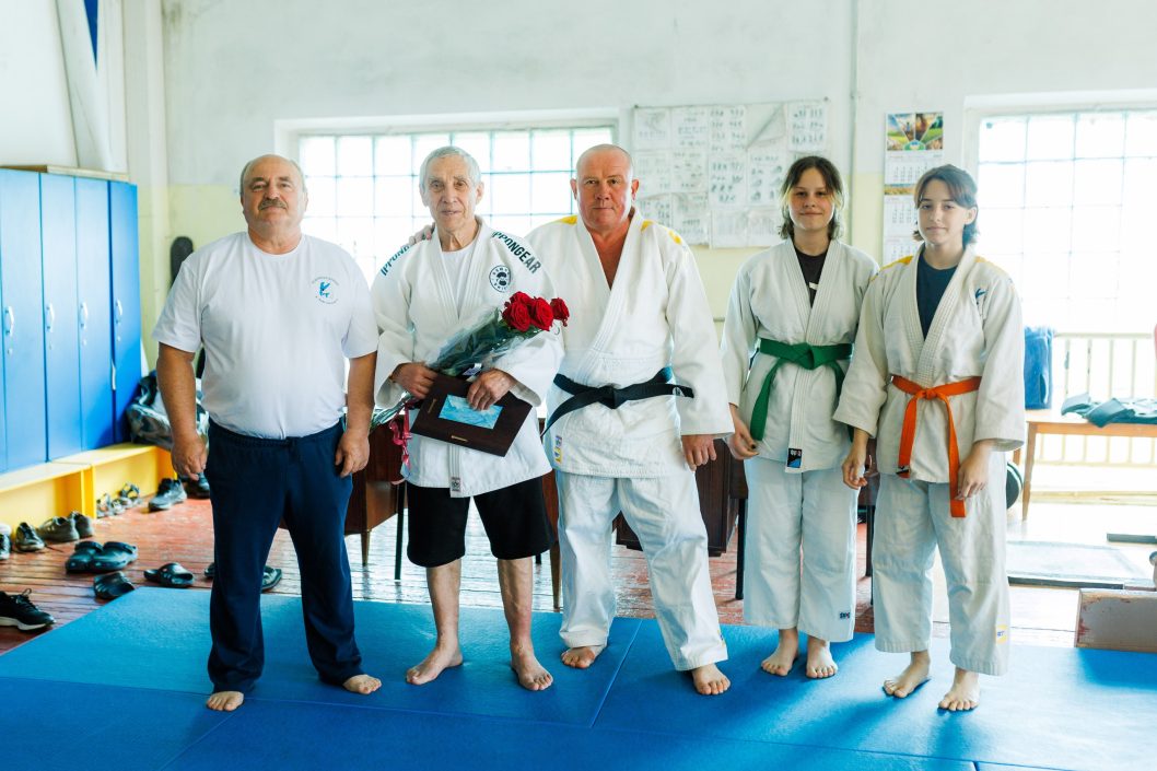Выдающийся тренер по дзюдо из Каменского Александр Кравцов отметил 80-летний юбилей - рис. 7