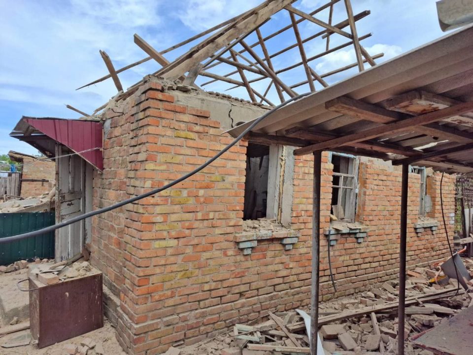 Росіяни атакували Нікополь БпЛА та артилерією: троє людей постраждали