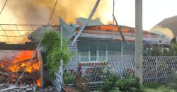 Постраждали дві жінки, пошкоджені будинки та ЛЕП: з вечора і до ранку ворог обстрілював Нікопольщину