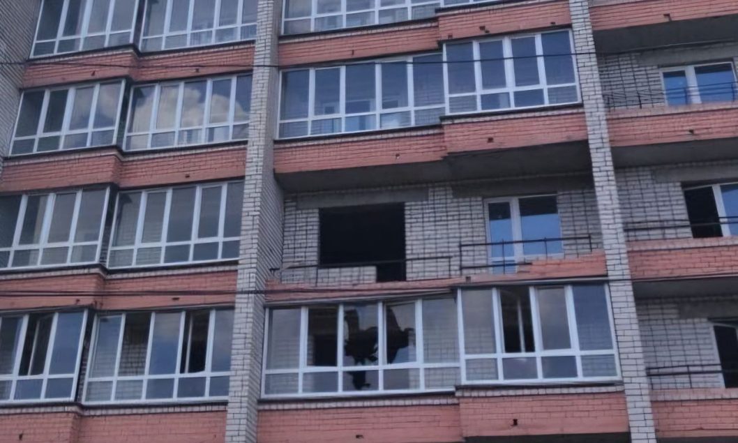 Понівечені інфраструктурні об’єкти, будинки, ЛЕП: агресор 14 разів атакував Нікопольщину
