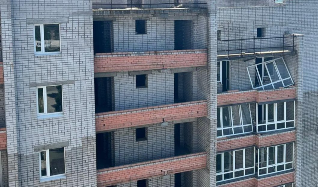 Оккупанты совершили 17 атак на Никопольщину: повреждены дома, инфраструктурные объекты и солнечные панели - рис. 2