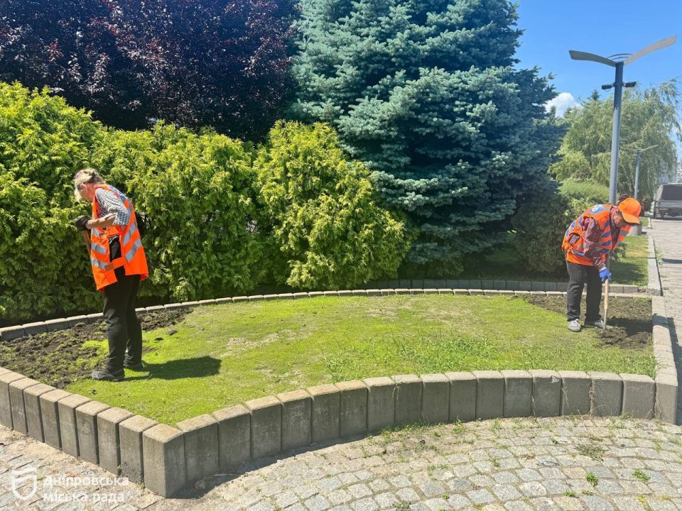 Дефіцит кадрів у комунальних підприємствах Дніпра: які вакансії пропонують - рис. 1