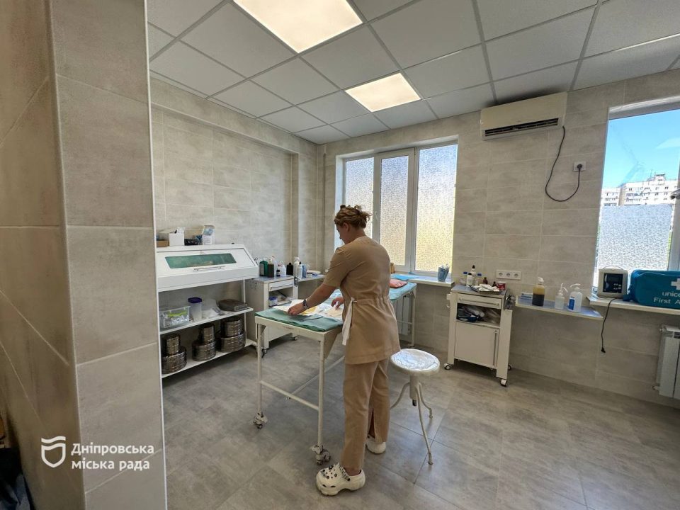 В Днепре продолжают обновлять городские лечебные заведения - рис. 1