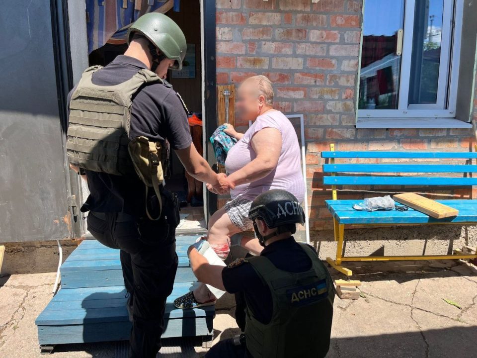 Внаслідок ракетного удару окупантів по Кривому Розу постраждали 2 цивільних