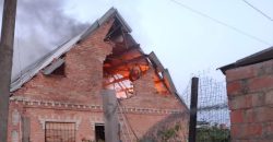 Постраждала жінка, понівечені будинки: росіяни обстріляли Нікопольщину