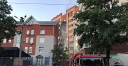 В Днепре количество пострадавших в результате попадания российской ракеты увеличилось до 9 - рис. 13