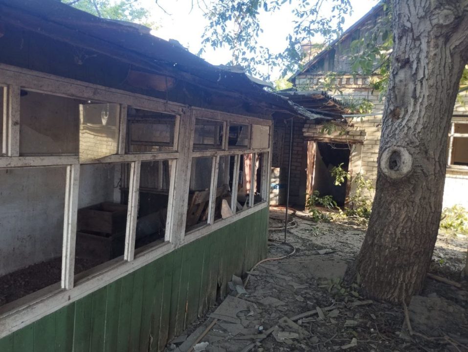 Оккупанты атаковали Никопольщину: ранены четыре человека, среди них — ребенок - рис. 2