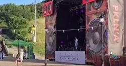 В Днепре отменили все праздничные мероприятия из-за ракетной атаки врага - рис. 17