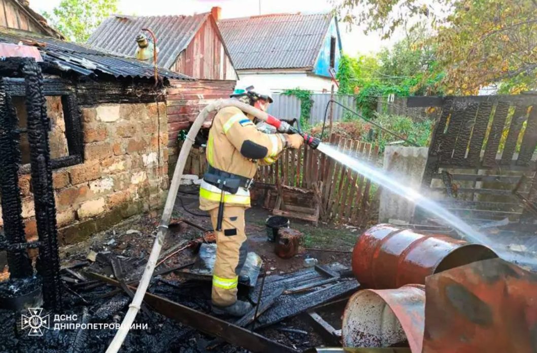 На Дніпропетровщині внаслідок пожежі отримала травми 62-річна жінка
