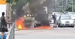 В Днепре посреди улицы загорелся автомобиль - рис. 13