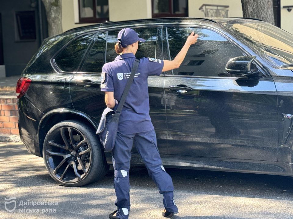 В инспекции по парковке Днепра напомнили, что ждет автохамов - рис. 1