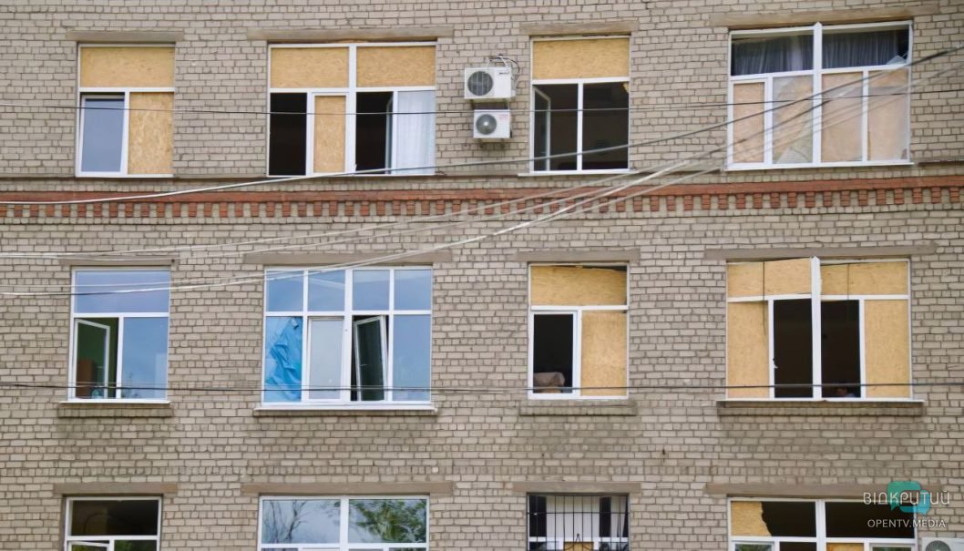 Ранкова атака на Дніпропетровщину: над областю збили 5 дронів та 5 ракет