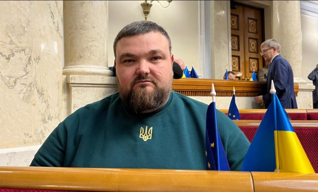 Нардеп з Дніпропетровщини отримав підозру у багатомільйонному хабарі