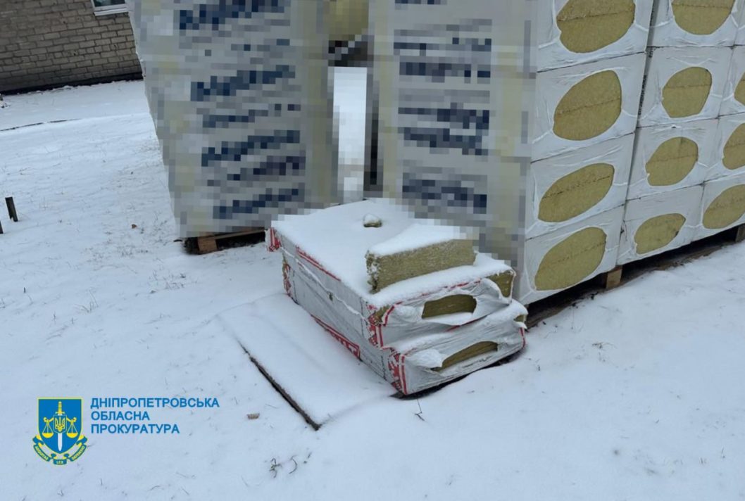 У Дніпрі посадовець із трьома підприємцями вкрали понад мільйон гривень на утепленні дитсадків - рис. 2